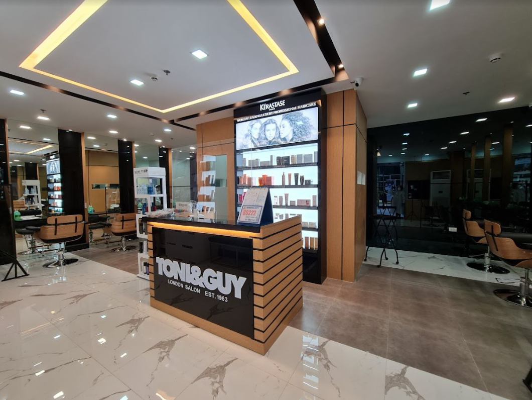 Yosh va keksa ayollarning porno fotosuratlari Zurlangan kizlar sex